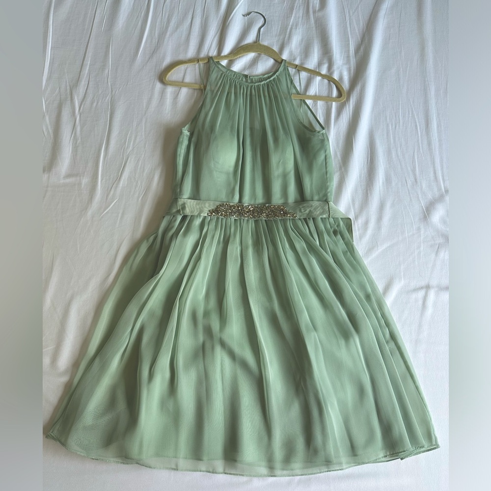 Adrianna Papell Women's Belted Chiffon Halter Dress (12  Mint)